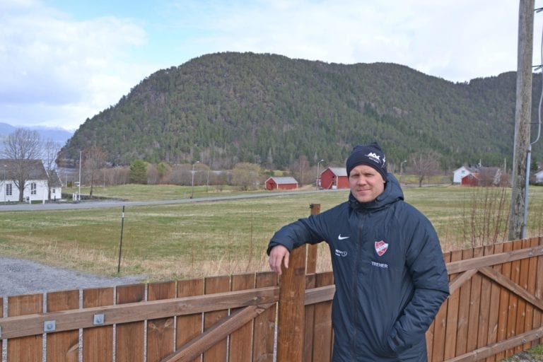 – Her arrangeres det årlige Vågen Rundt, sier idrettslagets nestleder, Eskild Svendson.