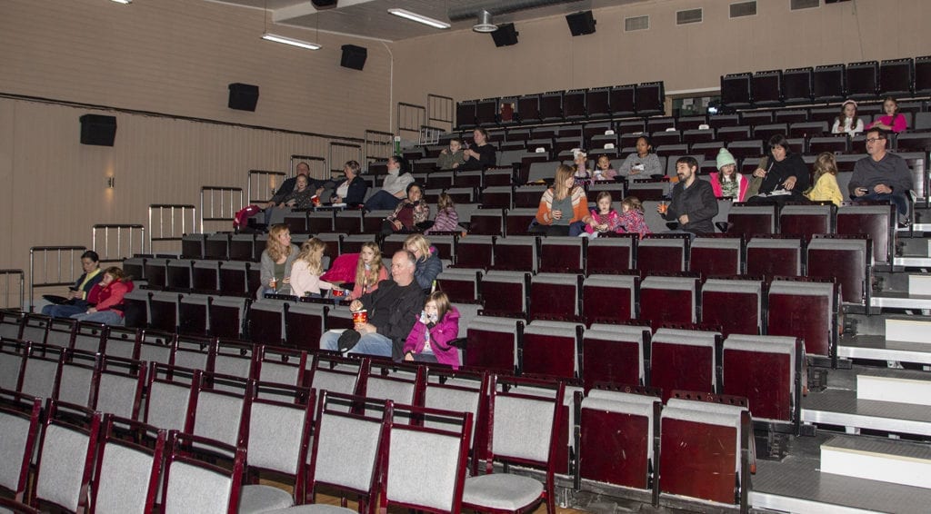 Tomrefjord kino stenger dørene fram til jul. (Arkivfoto)