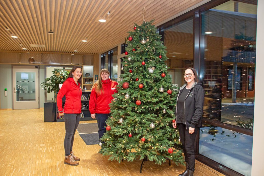 nesten-100-000-kroner-i-juleglede-vestnesavisa