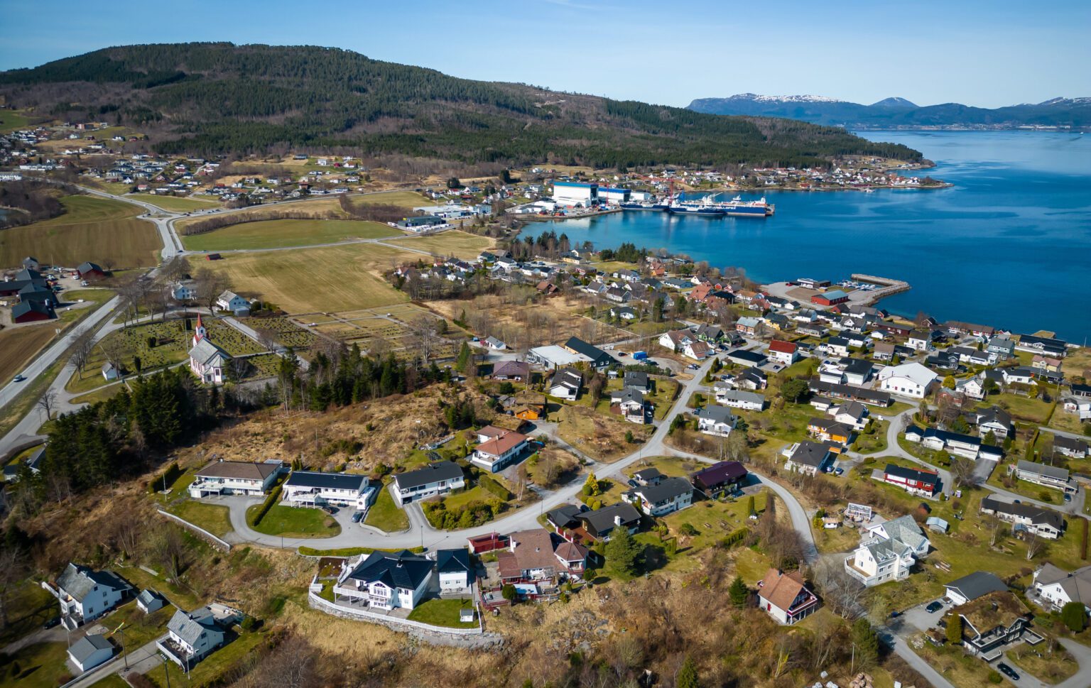 Det vart 73 fleire innbyggarar i Vestnes i fjor - Vestnesavisa